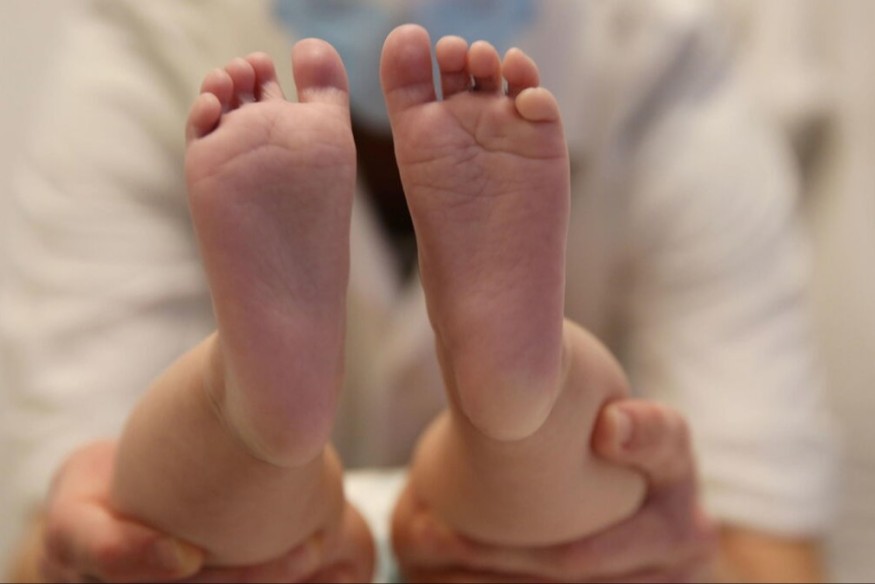 Paris: Une femme a jeté ce matin son nourrisson depuis la fenêtre d’un hôtel dans le 20e arrondissement - Hospitalisé, le nouveau-né a son pronostic vital engagé